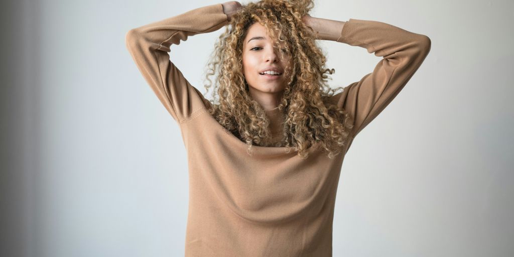 women's brown long-sleeved blouse